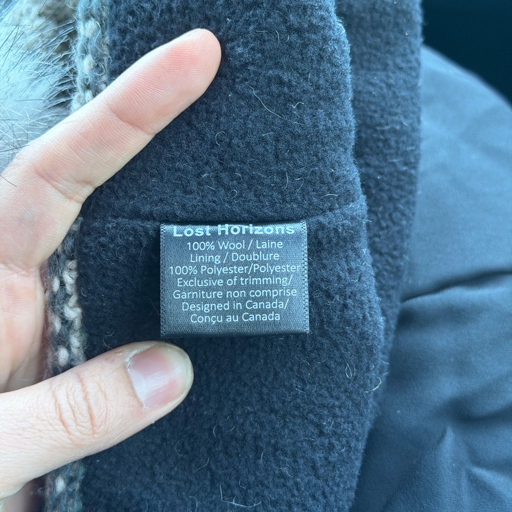 Lost Horizons 100% Wool Pom-Pom Beanie - Picture 6 of 8